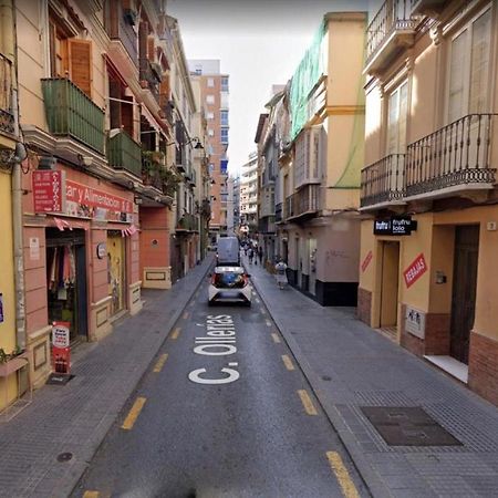 Holidays2Malaga Eduardo Ocon Ground Floor Renovated Apartment In The City Center מראה חיצוני תמונה