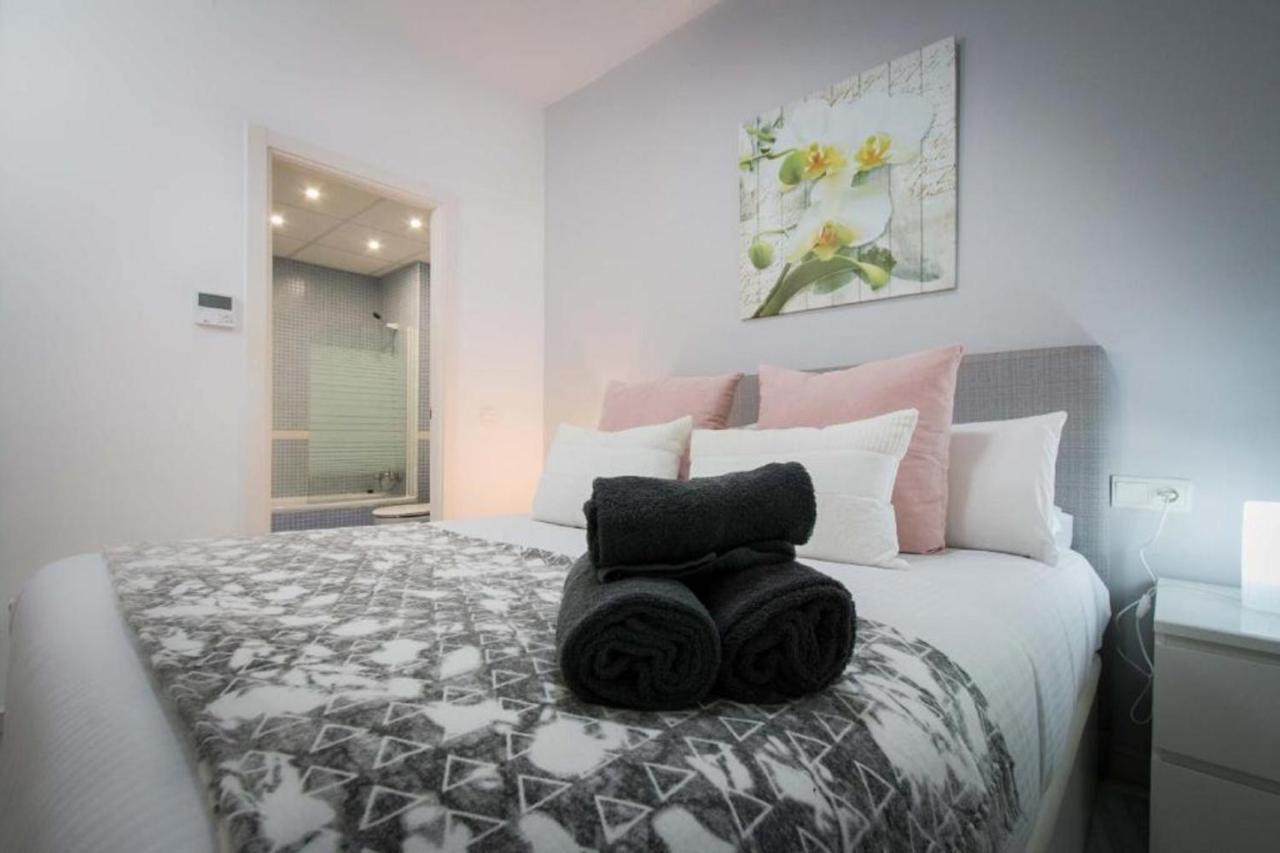 Holidays2Malaga Eduardo Ocon Ground Floor Renovated Apartment In The City Center מראה חיצוני תמונה